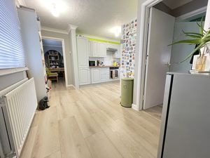 Osbornes Court- click for photo gallery